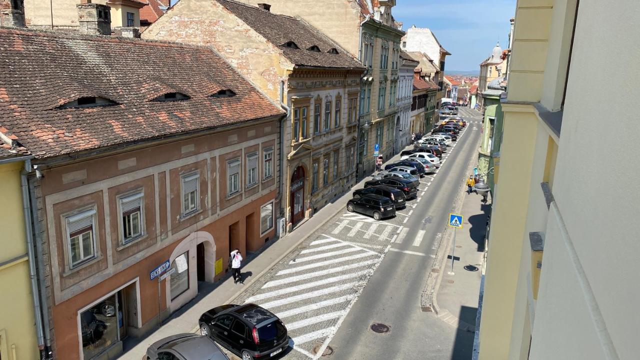 Old Town Apartment Ana Sibiu Exterior foto